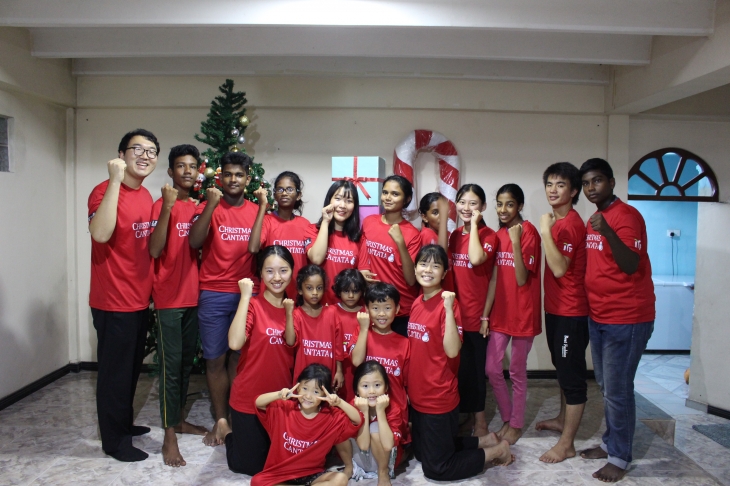 스리랑카에 기쁨과 행복을 전할 크리스마스 칸타타팀 단체사진