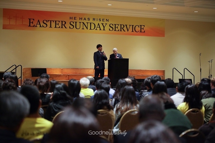 미국 서부지역 부활절 연합예배 메세지를 전하는 박옥수 목사