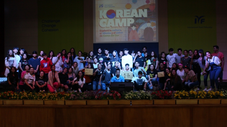 한국어 캠프 단체 사진