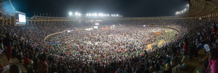 2018년 12월 31일, 만델라 국립 스타디움에서 진행되는 우간다 2018-2019년 송구영신예배(PASSOVER FESTIVAL)에 참석한 10만 관중들