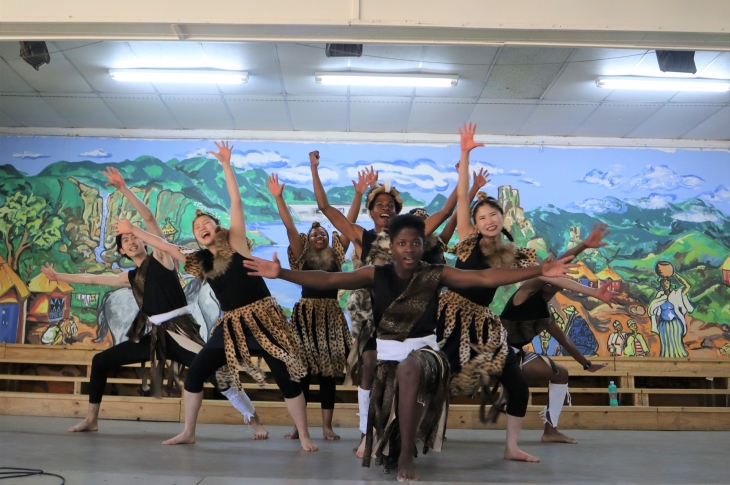 △아프리카 댄스 ‘타마샤’ 공연 모습