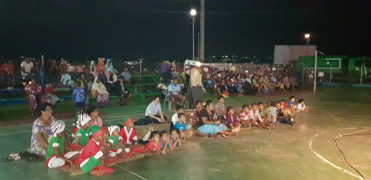 나시누 체육공원 크리스마스 칸타타공연을 통해 300여명에게 복음이 전해지다.